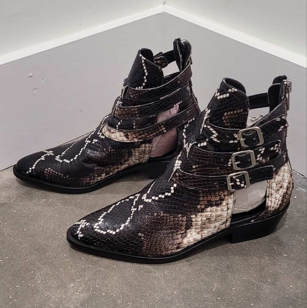 ALLSAINTS ALL SAINTS Naomi Snake Bootie NWOB sz 35